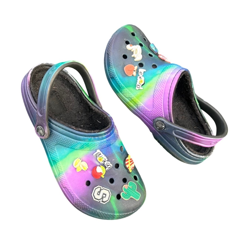 Crocs Classic Lined Out of This World II Clogs With Charms Adult Size M5 W7